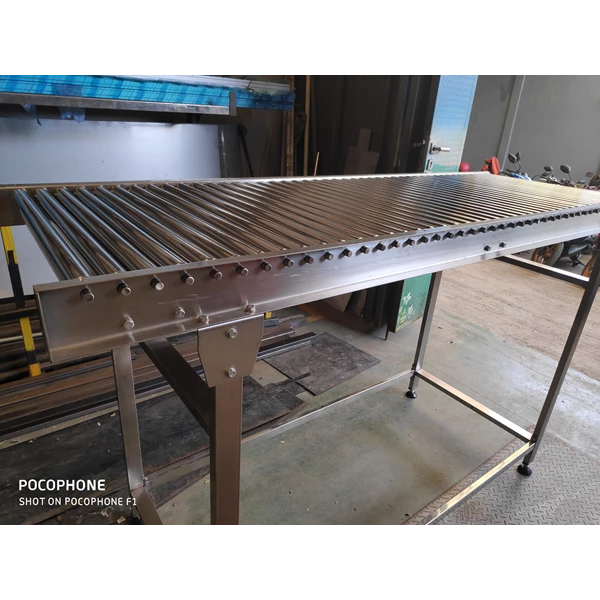 Stainless Steel Roller Conveyor System